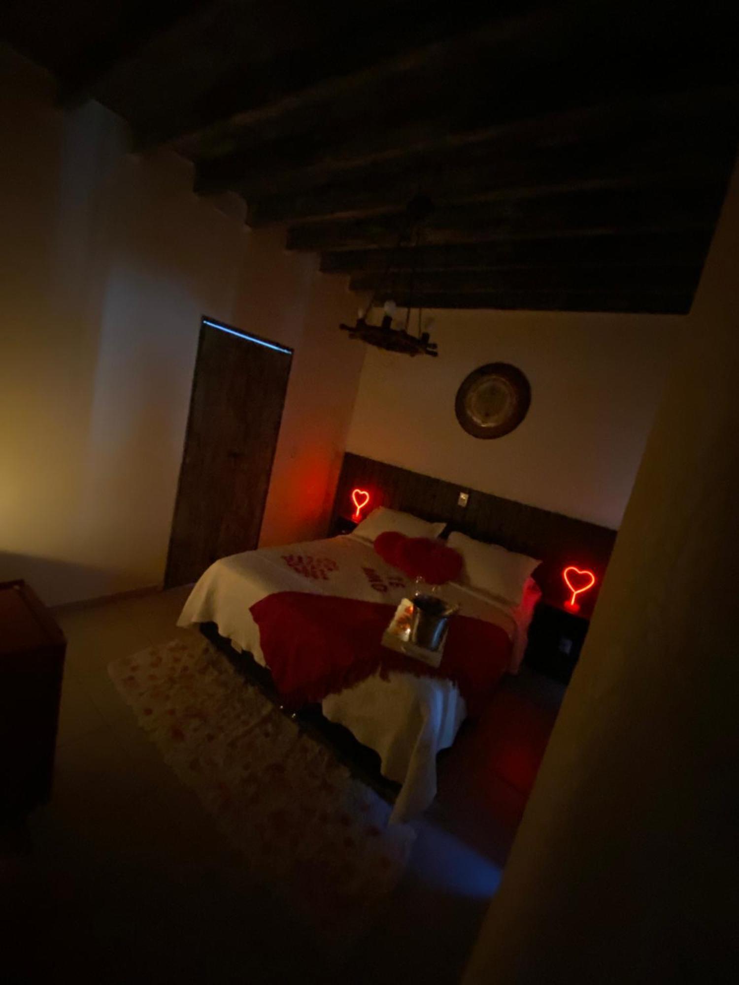 Bahan Suites Privativas - Ideal Para Casais Ubatuba Extérieur photo